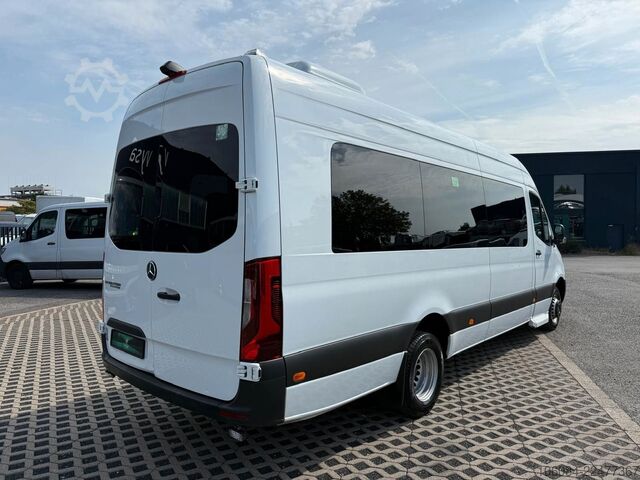 Minibus MERCEDES-BENZ Sprinter 517 Transfer 45 LL 19 +1 Tremonia