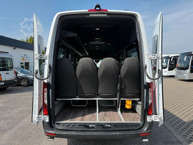 Minibus MERCEDES-BENZ Sprinter 517 Transfer 45 LL 19 +1 Tremonia