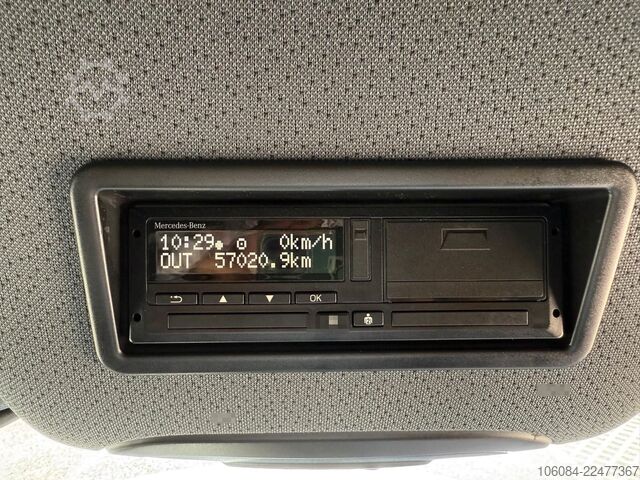 Minibus MERCEDES-BENZ Sprinter 517 Transfer 45 LL 19 +1 Tremonia