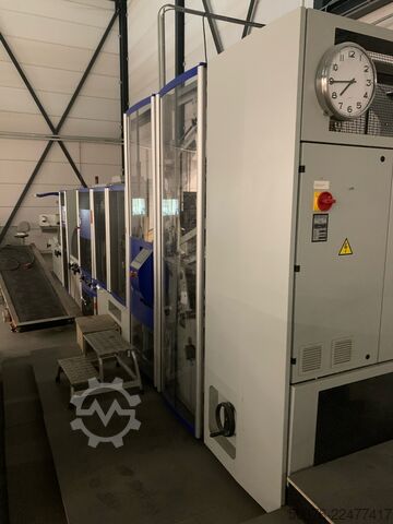 Ligne de traitement entièrement automatisée pour boîtes en carton rigide jusqu'à 400 cycles/heure Kolbus fully equiped BoxLine SW series