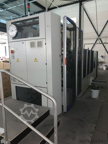 Ligne de traitement entièrement automatisée pour boîtes en carton rigide jusqu'à 400 cycles/heure Kolbus fully equiped BoxLine SW series