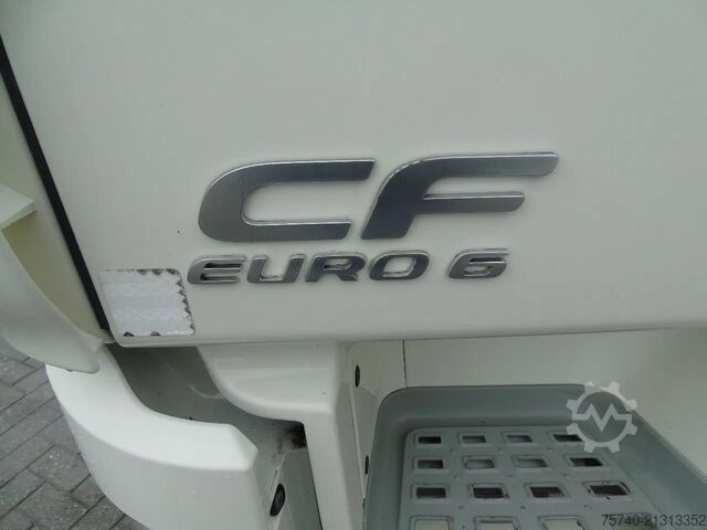 Hladnjača i zamrznuti transport DAF CF 290 + CARRIER + LOADLIFT