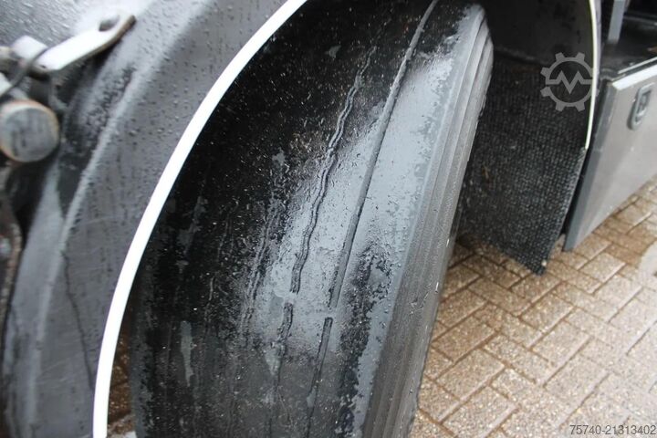 Open laadbak MAN TGX 26.440 + EURO 5 + Right Hand Drive