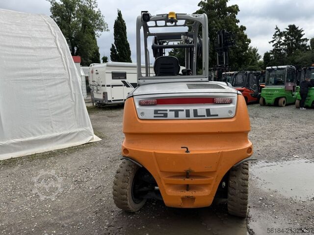 Elektrische vorkheftruck met 4 wielen Still RX60-60