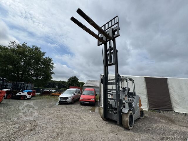 Elektrische vorkheftruck met 4 wielen Still RX60-60