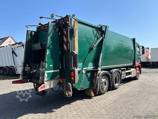 Çöp kamyonu MERCEDES-BENZ 2533 / Faun VarioPress 524 + Schüttung