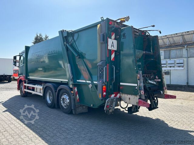Çöp kamyonu MERCEDES-BENZ 2533 / Faun VarioPress 524 + Schüttung