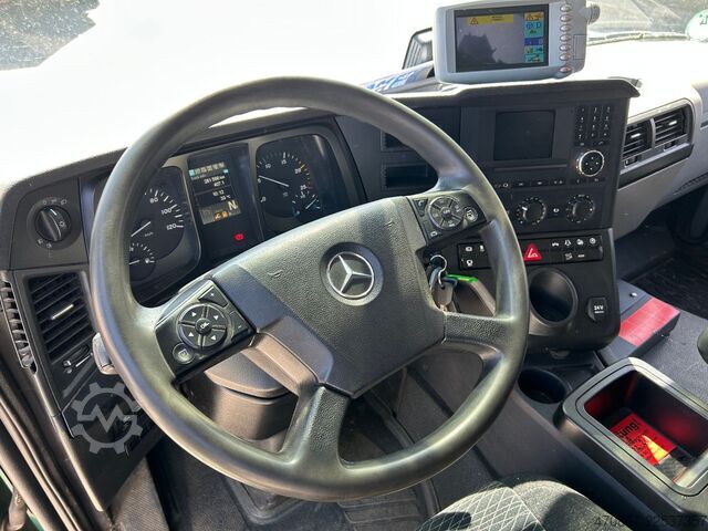 Çöp kamyonu MERCEDES-BENZ 2533 / Faun VarioPress 524 + Schüttung
