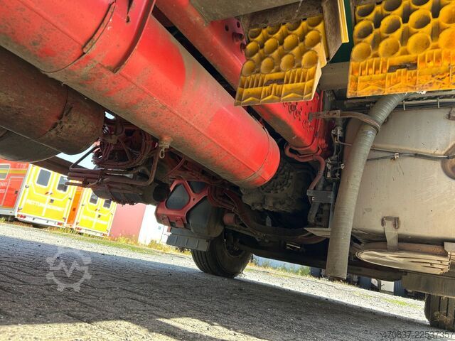 Çöp kamyonu MERCEDES-BENZ 2533 / Faun VarioPress 524 + Schüttung