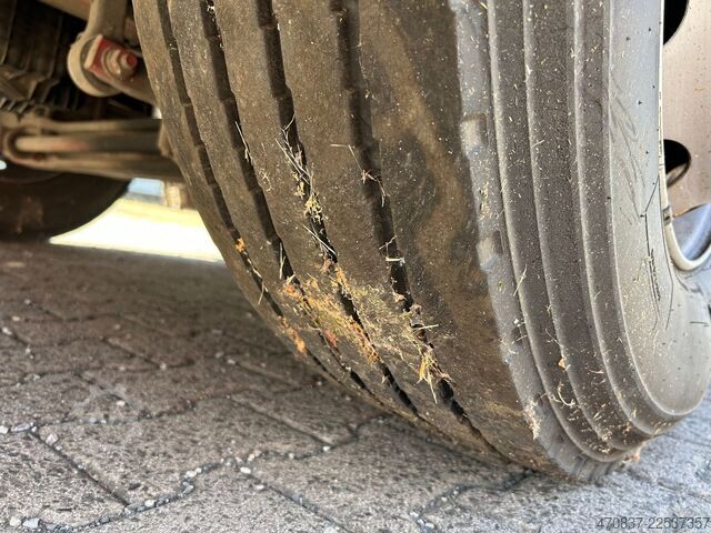 Çöp kamyonu MERCEDES-BENZ 2533 / Faun VarioPress 524 + Schüttung