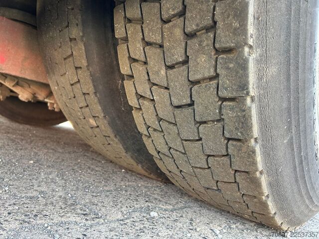 Çöp kamyonu MERCEDES-BENZ 2533 / Faun VarioPress 524 + Schüttung