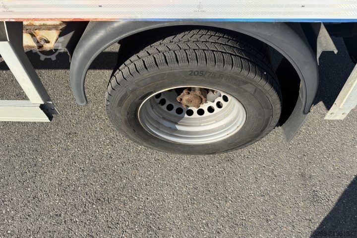 Kølebil Mercedes-Benz 516 CDI Kühlkoffer/HB / Swiss-Vehicle