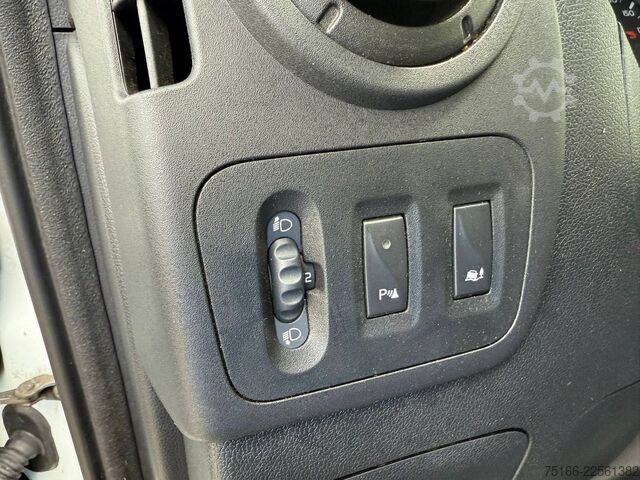 Βαν με ψηλή οροφή RENAULT MASTER Kasten L2H2 IL 3,05 m Hochdach+KLIMA