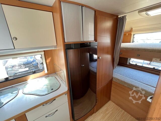 Alkoven karavan LMC Breezer A 664G - Etagenbetten - Klima - Tempomat