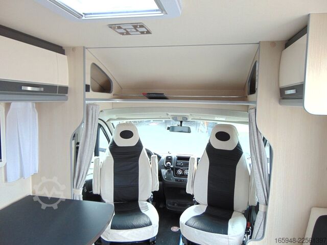 Autorulotă semi-integrată ACROSS 689 CDH Rollstuhllift -barrierefrei AUTOMATIK