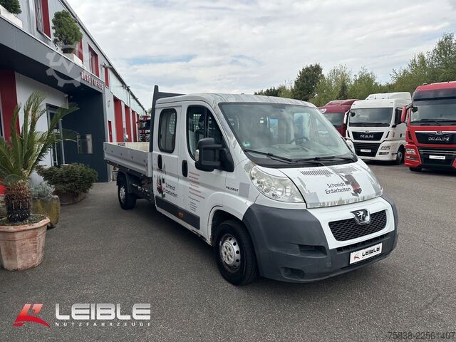 Pick-up bestelwagen PEUGEOT Boxer 250D *Pritsche*DoKa*179Tkm*AHK