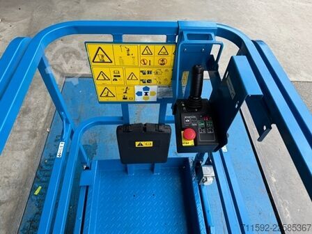 Nůžková plošina Genie GS-1432m E-Drive