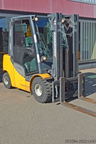 4 tekerlekli forklift Jungheinrich DFG 435s