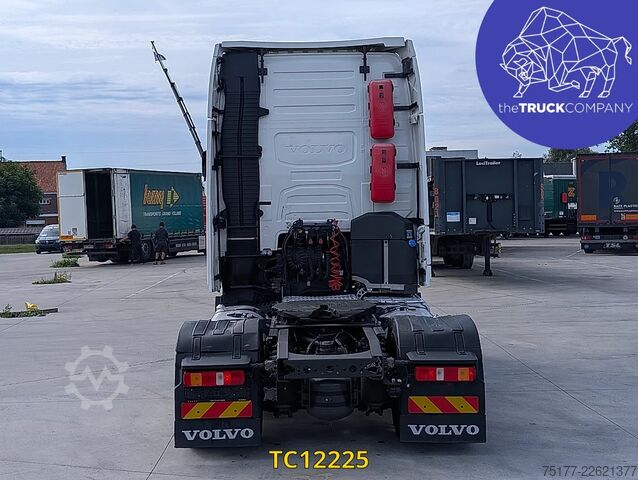 Padrão-SZM Volvo FH Aero 460