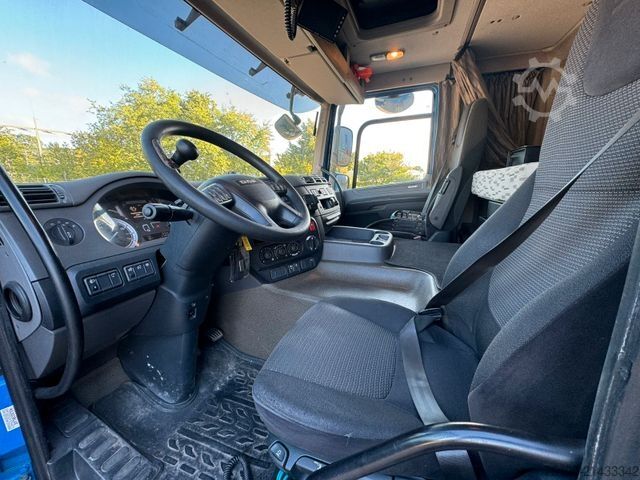 Auto-dizalica montirana na kamionu DAF CF 440 mit Ladekran HMF 2120K4