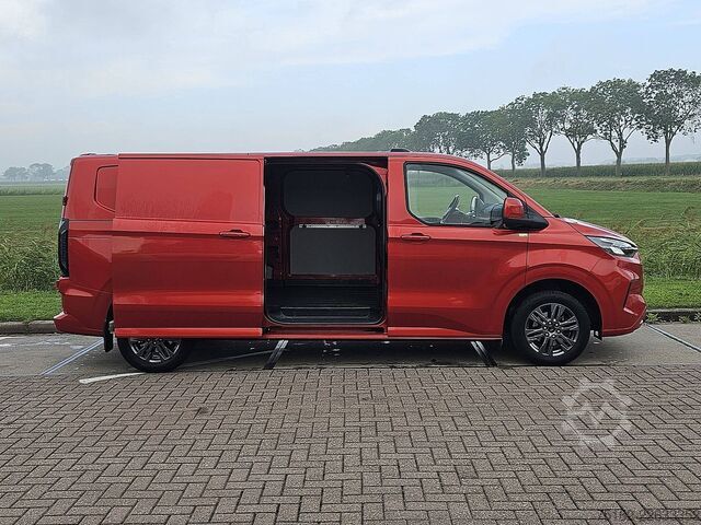 Bestelauto FORD TRANSIT CUSTOM 2.0 L2 LIMITED 170Pk !