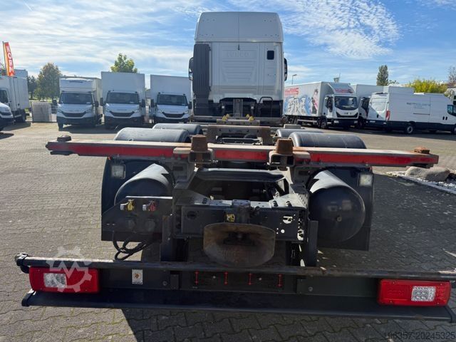 Camión con caja móvil IVECO S-WAY AS260S51Y/FP CM SDG BDF Retarder