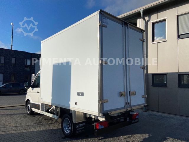 Fourgon tôlé VOLKSWAGEN Crafter 50 FILZKOFFER 2,40mH NAVI KLIMA TEMPOMAT