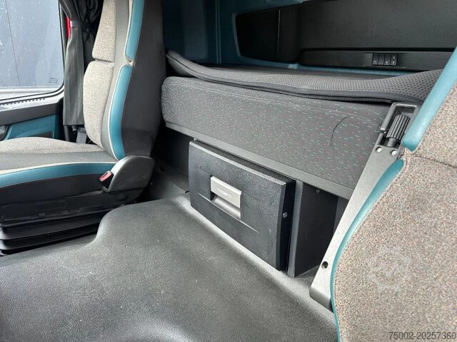 Gefährliche Stoffe Volvo FM 460 Globetrotter, Night-Airco, ADR (EX/II, E...