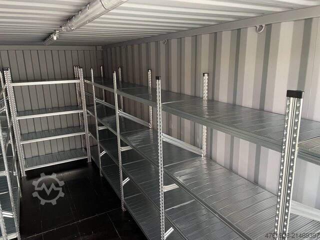 Gesloten container Other 20’ DV mit Fachbodenregalen, Licht, Tür