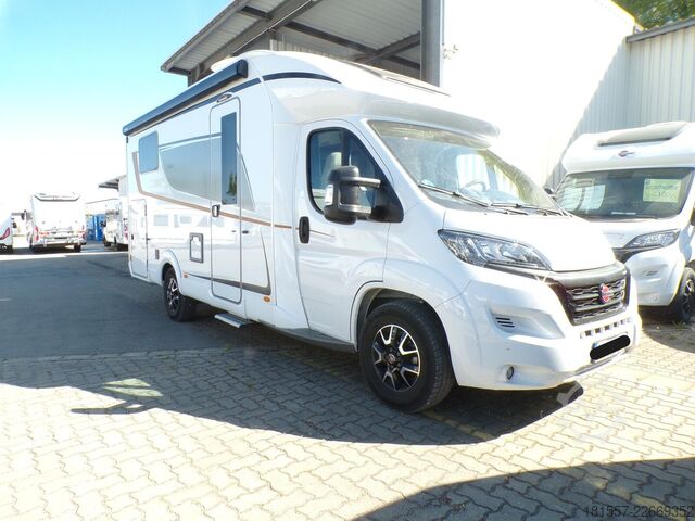 Caravana semiintegrada BÜRSTNER Lyseo TD IT 690 G Harmony Line, Winterpaket, Nav