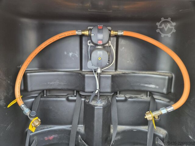 Autorulotă integrată FORSTER I 741 EB *Hubstützen*Navi*4250kg*