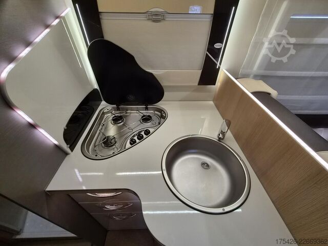 Autorulotă integrată FORSTER I 741 EB *Hubstützen*Navi*4250kg*