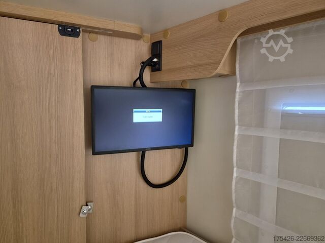 Autorulotă integrată FORSTER I 741 EB *Hubstützen*Navi*4250kg*