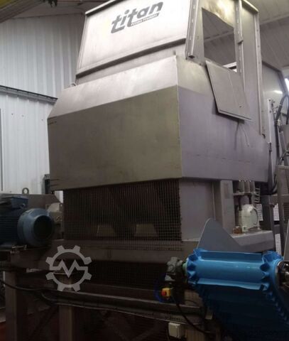 Vleesschijvenbreker 15-30 ton per uur Petsmo products Titan Breaker