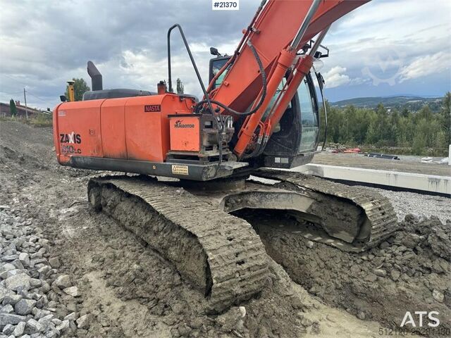 Rupsgraafmachine Hitachi ZX210LC-5B Tracked excavator w/ tilt, bucket and G