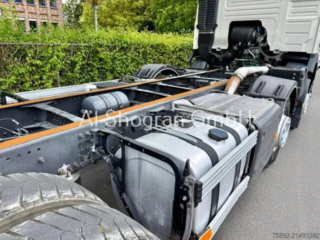 Chassis met cabine Volvo FM 410 / 8x4 / Blatt - Luft / Eu6