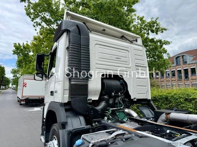 Chassis met cabine Volvo FM 410 / 8x4 / Blatt - Luft / Eu6