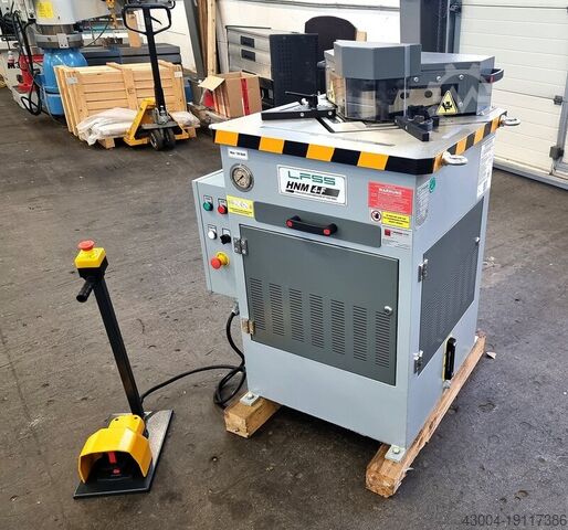 Uitklinkmachine HESSE by LFSS HNM-4 F