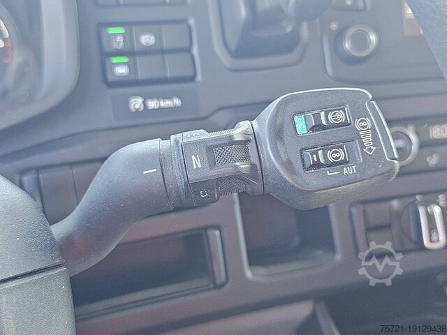 Standaard trekker SCANIA S450 RETARDER 2X TANK