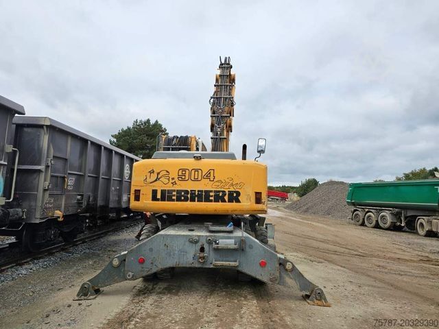 Τροχοφόρος εκσκαφέας LIEBHERR A 904-2 C Litronic mit fahrbarer  Kabine, Klima