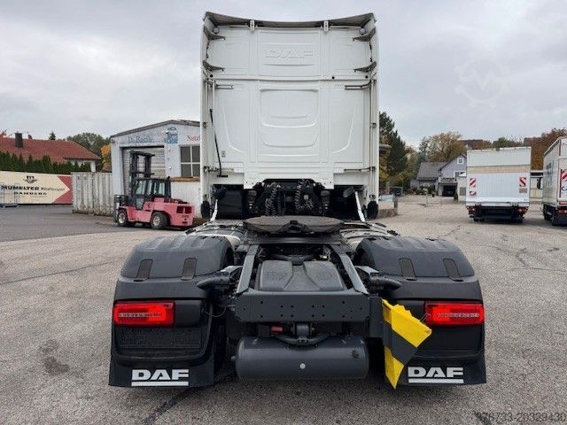 Τυπική μονάδα τράκτορα DAF XG+ 530 FT Intarder Alu AEBS LDWS
