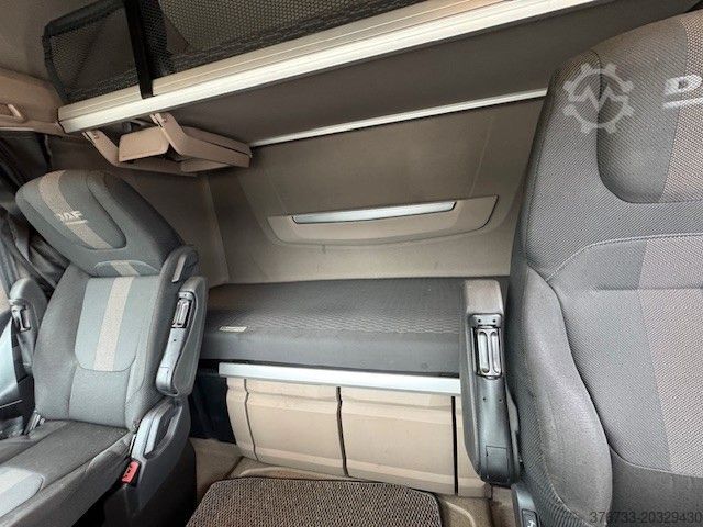 Τυπική μονάδα τράκτορα DAF XG+ 530 FT Intarder Alu AEBS LDWS