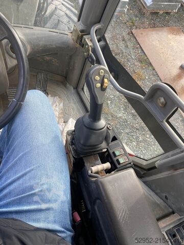 Carregadeira Atlas 75 S Schwenklader