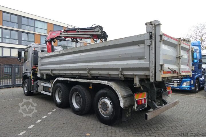Tipper with crane Mercedes-Benz Arocs 3643 | 8X4 Tridem | 3 Side Tipper | Fassi...