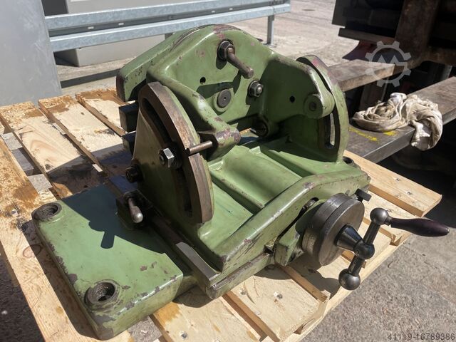 Dreh-Kipp- und Schwenktisch