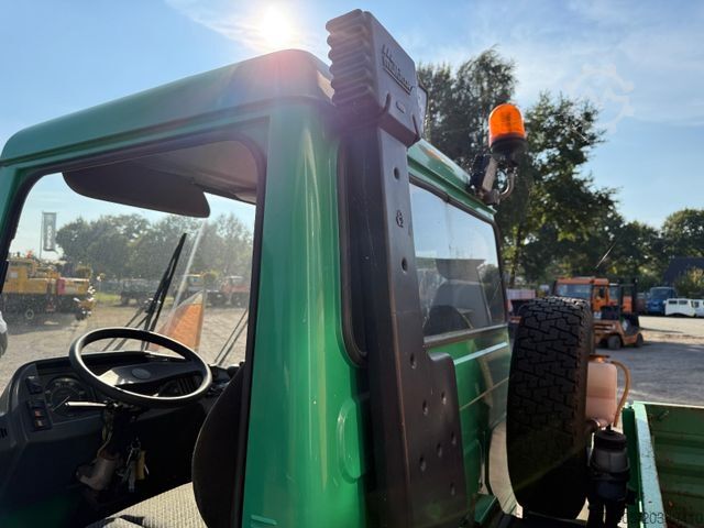 Furgone personalizzato MULTICAR M 26