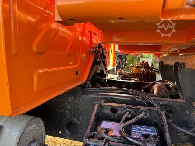 Pritschenwagen MERCEDES-BENZ Unimog U90