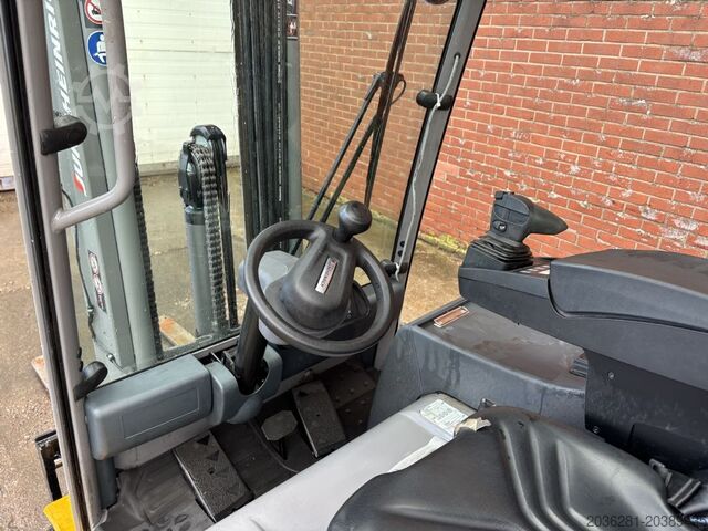 Electric 3-wheel forklift Jungheinrich EFG 216k