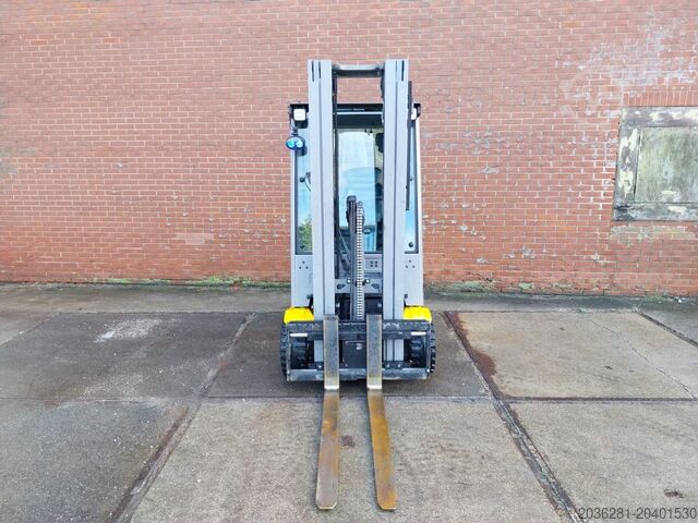 Elektrikli 4 tekerlekli forklift Jungheinrich EFG 320