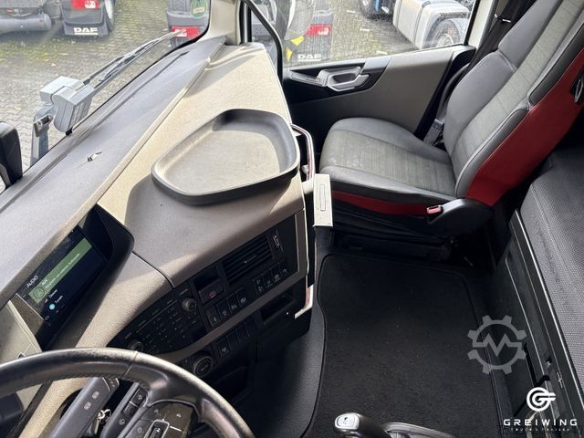 Camion de materiale periculoase VOLVO FH 500 4x2, Globetrotter XL, ADR, NA, Retarder